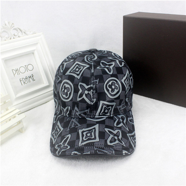 Louis Vuitton Baseball Cap With Box Full Package Size For Couples 024