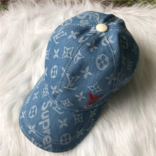 Louis Vuitton Baseball Cap With Box Full Package Size For Couples 002