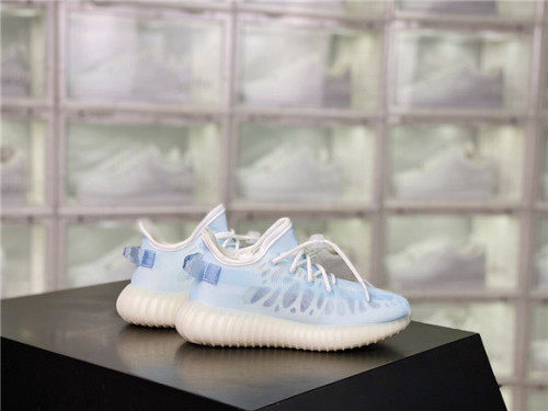 Kid Yeezy Boosyt 350v2 Mono Ice