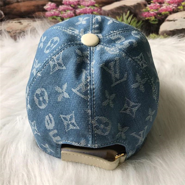 Louis Vuitton Baseball Cap With Box Full Package Size For Couples 002