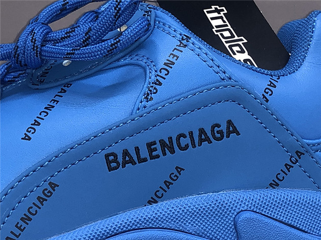 Balenciaga Triple-S 1.0 Sneaker 021