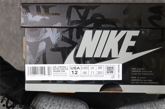 Nike Air Jordan 1 Banned Grey