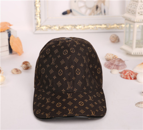 Louis Vuitton Baseball Cap With Box Full Package Size For Couples 050