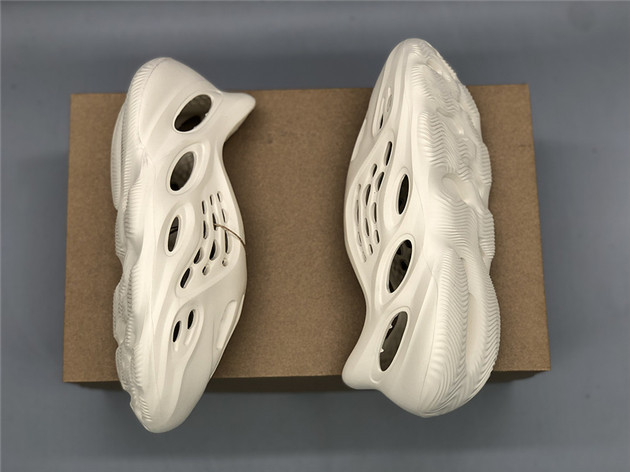 Adidas Yeezy Foam Runner White GV7903