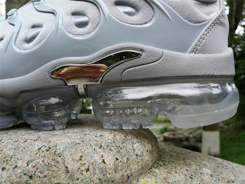 2018 Nike Air Vapormax Plus TN 031