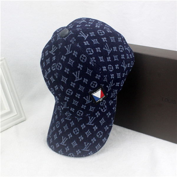 Louis Vuitton Baseball Cap With Box Full Package Size For Couples 020