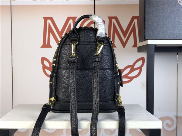 MCM Backpack 48k Rivet Size17-21-9cm 004