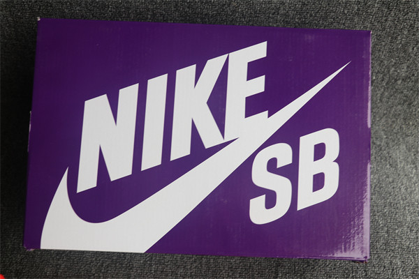Nike SB DUNK Low Simpson