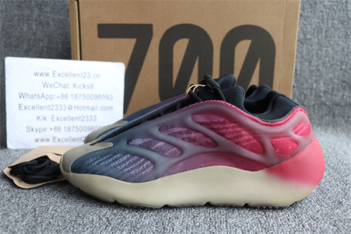 Yeezy Boost 700 v3 Fade Carbon