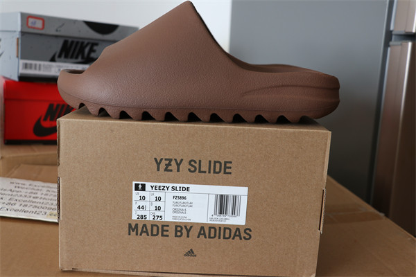 Yeezy Slide FZ5896