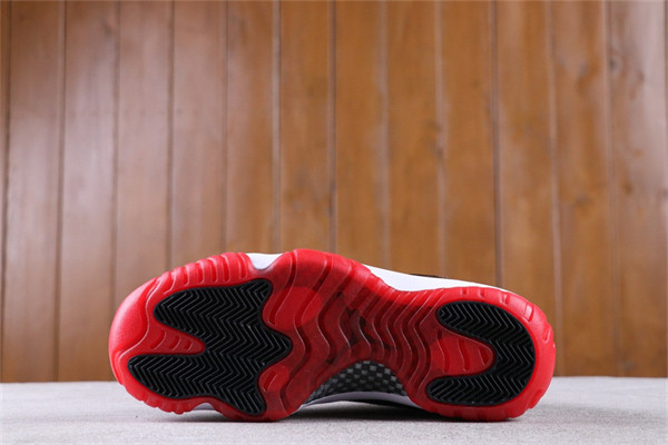 PROMOTION Jordan 11 Low White Bred