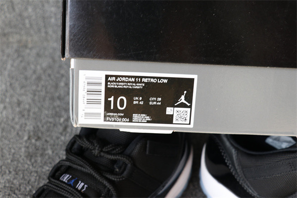 Nike Air Jordan 11 LOW Concord