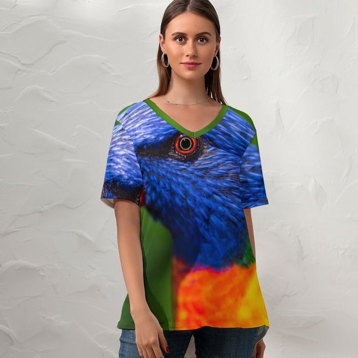 yanfind V Neck T-shirt for Women Rainbow Lorikeet Parrot Colorful Bird Multicolor Closeup Summer Top  Short Sleeve Casual Loose