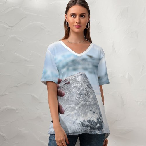 yanfind V Neck T-shirt for Women Iceland Snow Wallpapers Mountain Outdoors Pictures Jokulsarlon Creative Finger Grey Glacier Summer Top  Short Sleeve Casual Loose