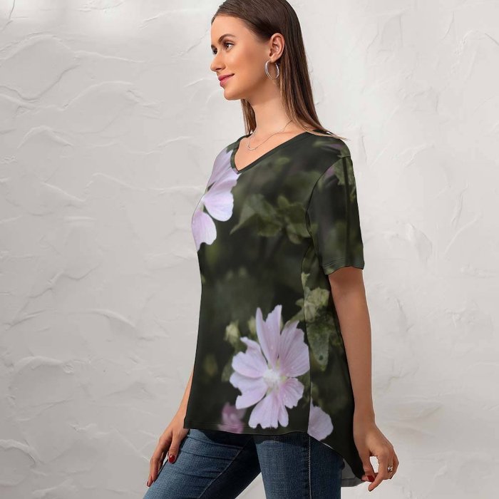 yanfind V Neck T-shirt for Women Rainy Geranium Botanical Rain Plant Garden Blossom Flower Floral Petal Free Summer Top  Short Sleeve Casual Loose