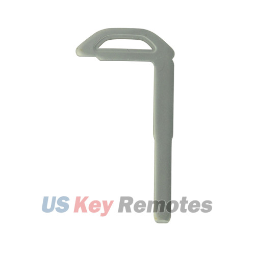 PN 31391409 Emergency Key Blade for Volvo V40 XC60 S60 V60 V70 XC70