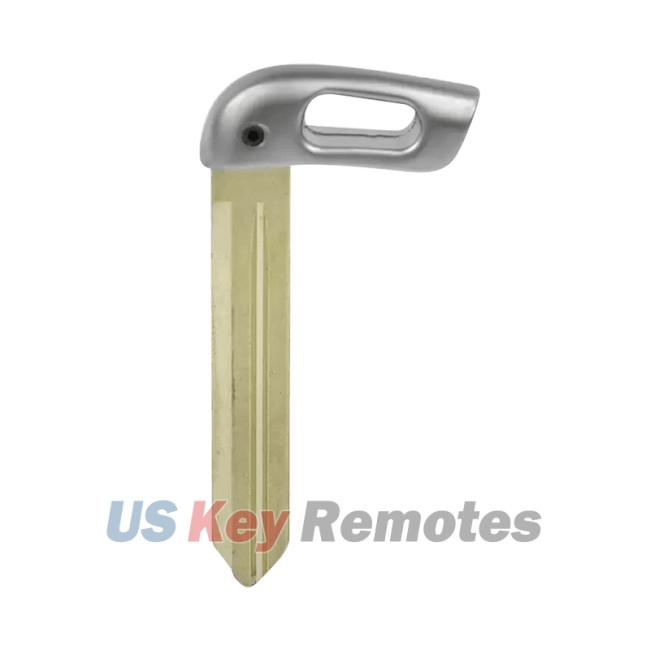 PN 81996-2B020 81996-2G020 Emergency Key Blade for 2007-2012 Hyundai Veracruz