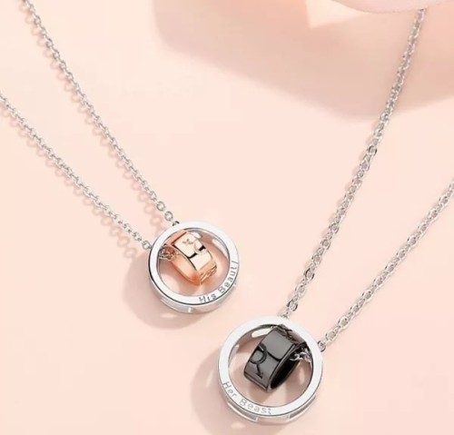 2021 lovers necklace a pair of sterling silver lovers long-distance love niche design sense custom letted Valentine's Day gift
