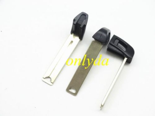 For  Toyota key blade，inside with groove  ,outside is flat