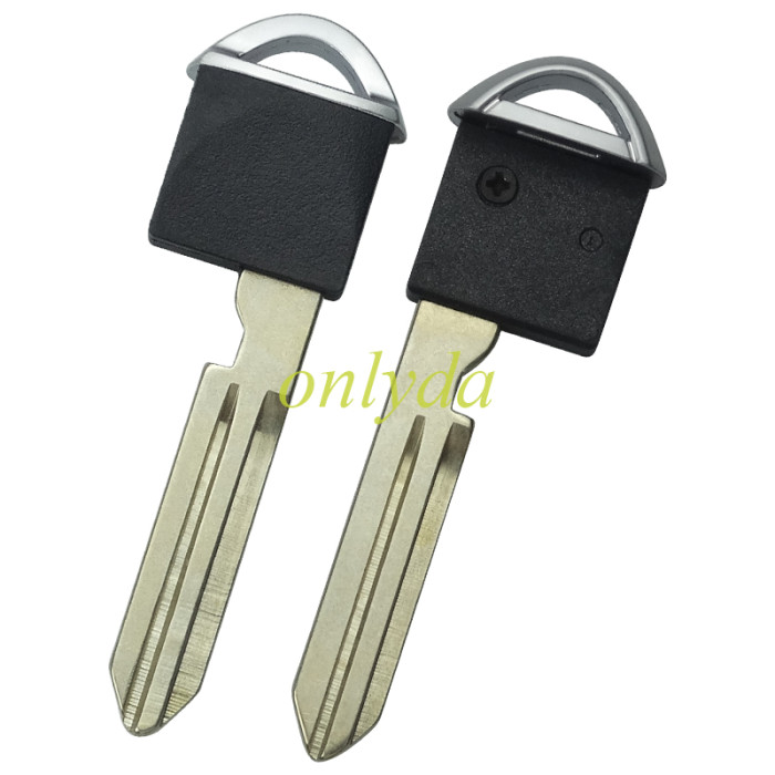 For Nissan 4+1 button  remote key blank