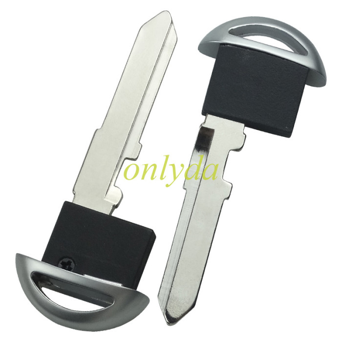 For Mazda  remote key blank with blade ( 3parts)，with  badge place, pls choose the button