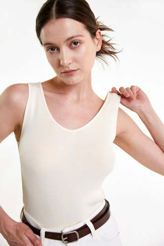 Old Lace Wearable Front And Back Knitted Tank Top