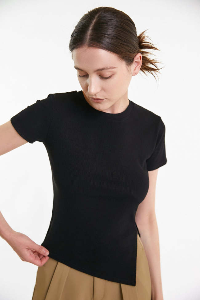 Black Ribbed Asymmetric Side Slit T-shirt