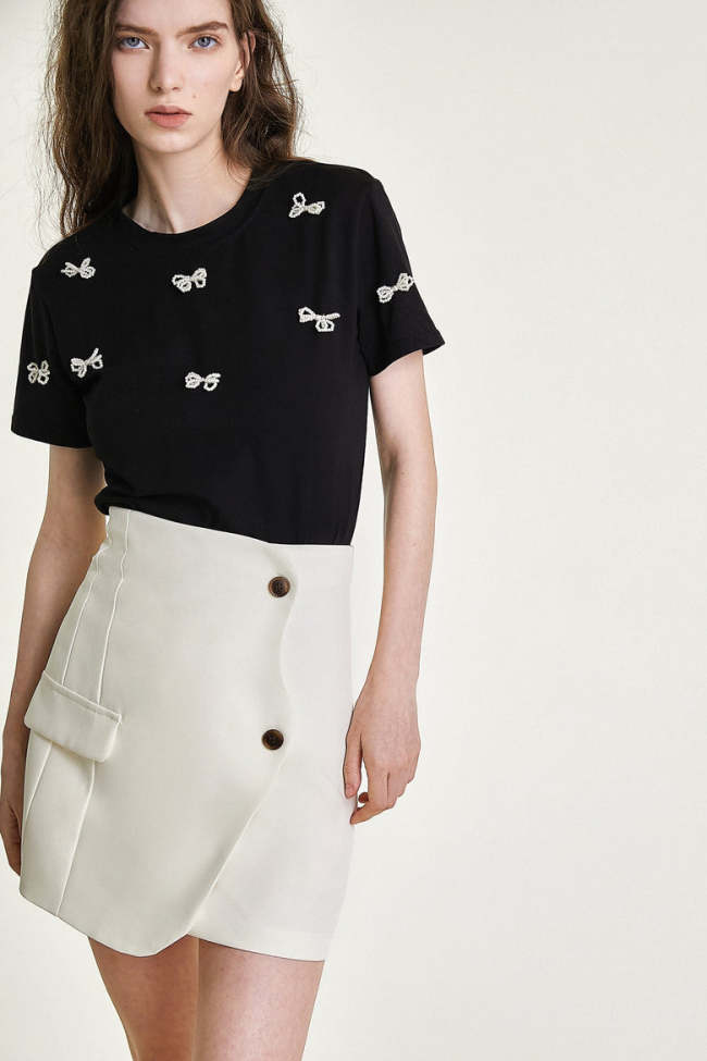 Black Faux-Pearl Bow Embellished Cotton Blouse