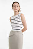 Flash Sale                White Chain Necklace Detail Striped Cropped Tank Top