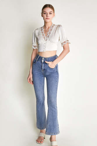Flash Sale                Ivory Satin Scallop Lace Puff Sleeve Crop Top