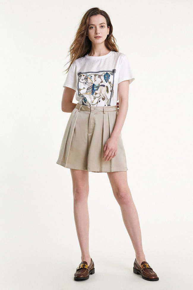 Flash Sale                White Round Neck Scarf Print T-shirt