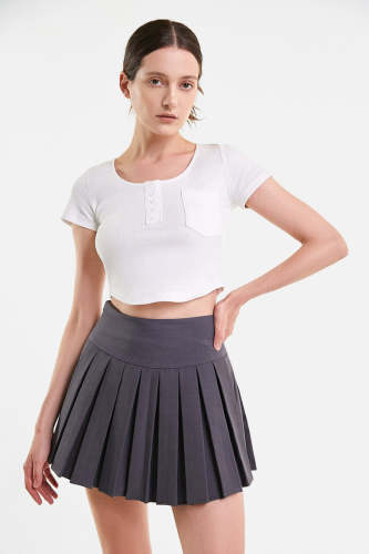 White Ribbed Chest Pocket Cropped T-shirt