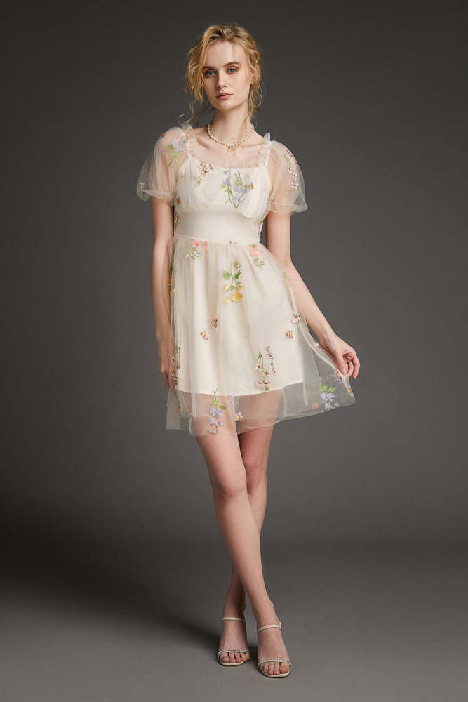 Ivory Floral Embroidery Ruffled Puff Sleeve Tulle Mini Dress