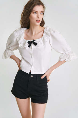 Flash Sale                White Embroidered Puff Sleeve Button-Up Cropped Blouse