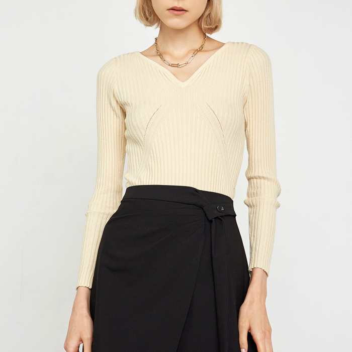 Braulia Beige Rib Sweater