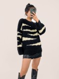 Black Round Neck Zebra Print Sweater