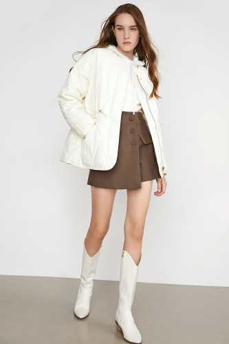 Shizue Beige Button-Up Puffer Coat