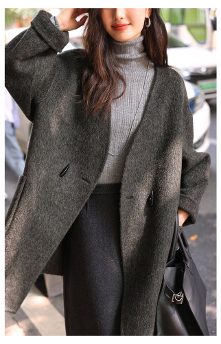 Woolen coat women's loose horn button coat