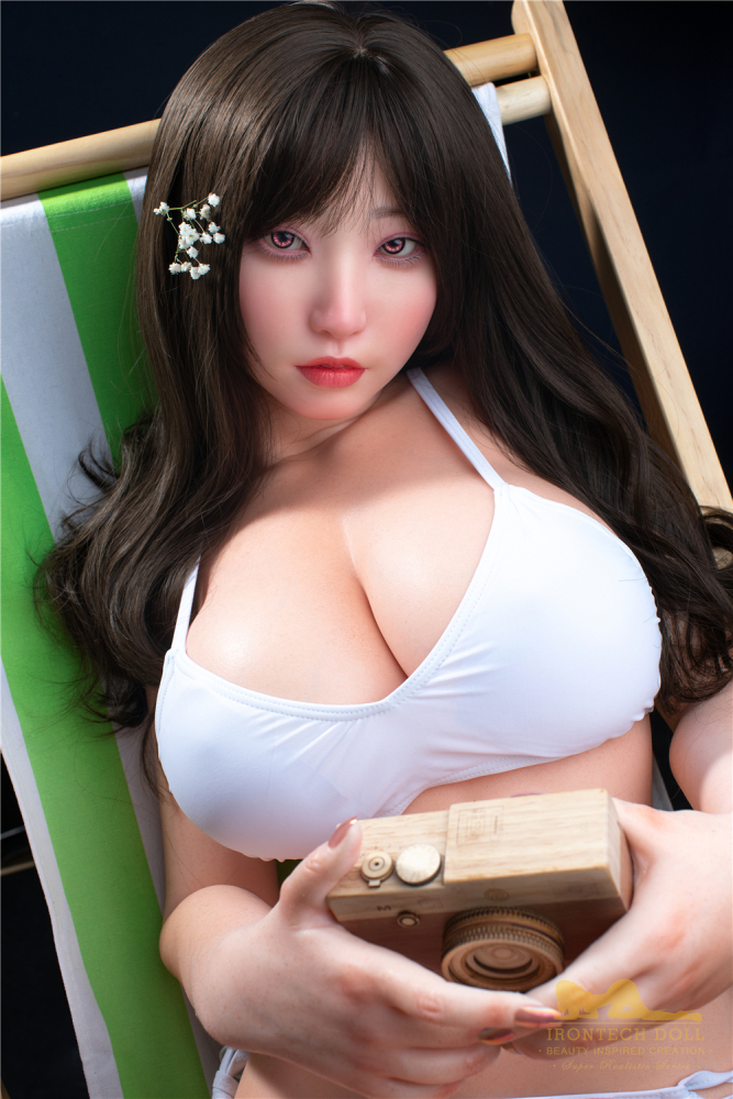 Highly Simulated Silicone Sex Doll 5ft5 G-Cup Sexy Suki