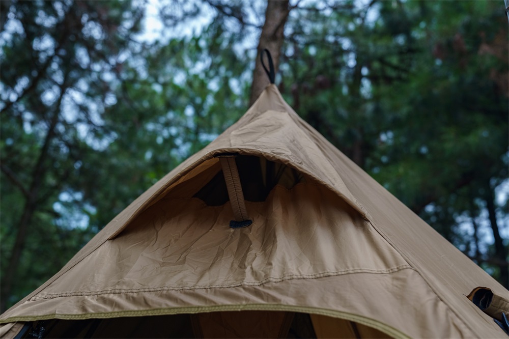 Top-ventilated hot tent with wood stove