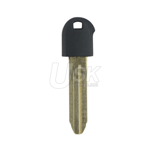 PN 69515-47010 Emergency key blade TOY43 for Toyota Prius 2006-2009