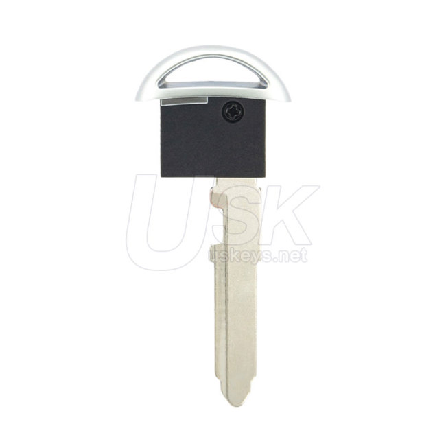 Mazda FCC KR5WK49383 WAZSKE13D01 Emergency Key Blade PN KDY3-76-201 D6Y1-67-2GXC D6Y1-76-2GXB