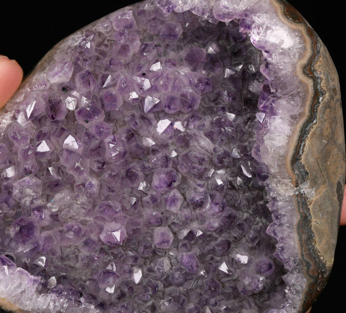 5.6'' Amethyst Geode Cluster p725
