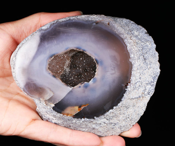 3.2'' Geode Cluster Agate Z657
