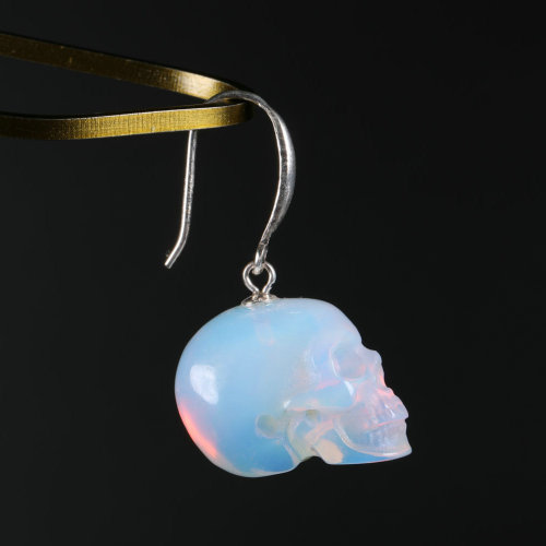 0.7 '' Lab Grown Opal Q58 earrings sterling silver