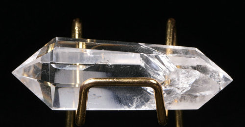 2.3 '' Clear Quartz Crystal Q1738