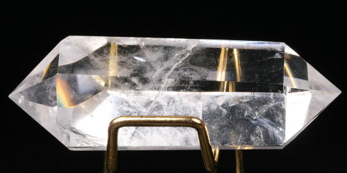 2.9 '' Clear Quartz Crystal Q1740