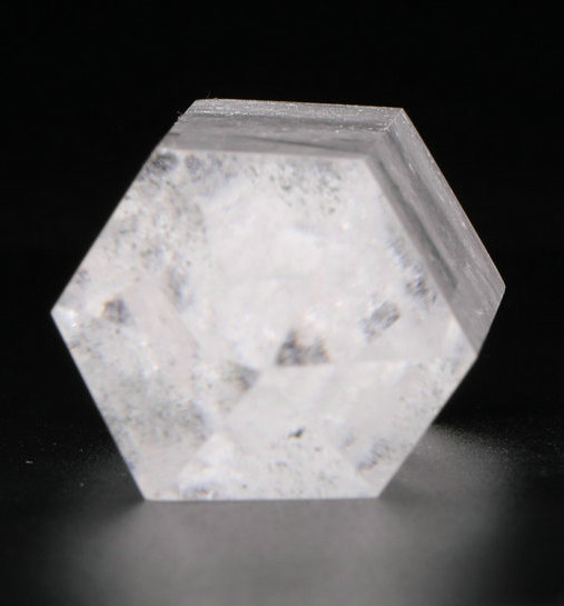 2.7 '' Clear Quartz Crystal Q1750
