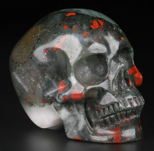 2.5 '' African Bloodstone Q2184
