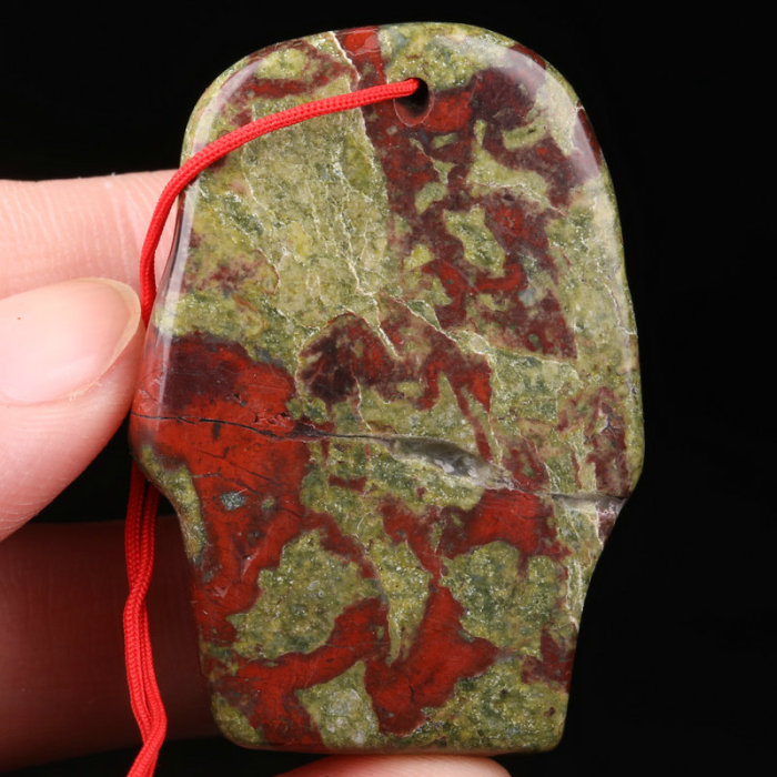 1.7 '' Dragon Bloodstone K2796